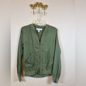 Kenneth Cole Reaction Olive Green Lightweight Bomber Jacket. Size S